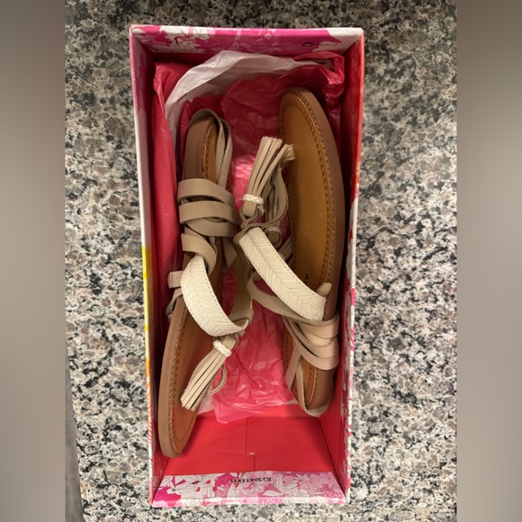 Chinese Laundry Giordana Sandal - Picture 6 of 6